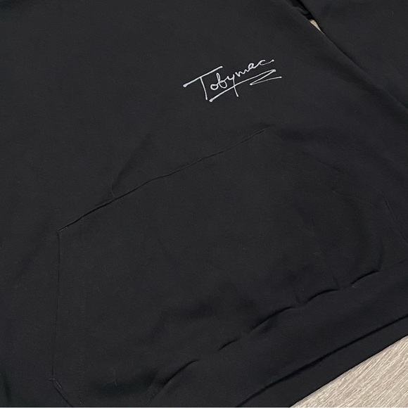 TobyMac Official Merch Signature Black Hoodie Size XL EUC - Picture 4 of 10